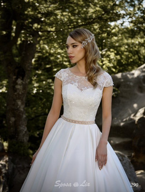 https://www.sposa-lia.com/images/stories/virtuemart/product/290       (2).jpg